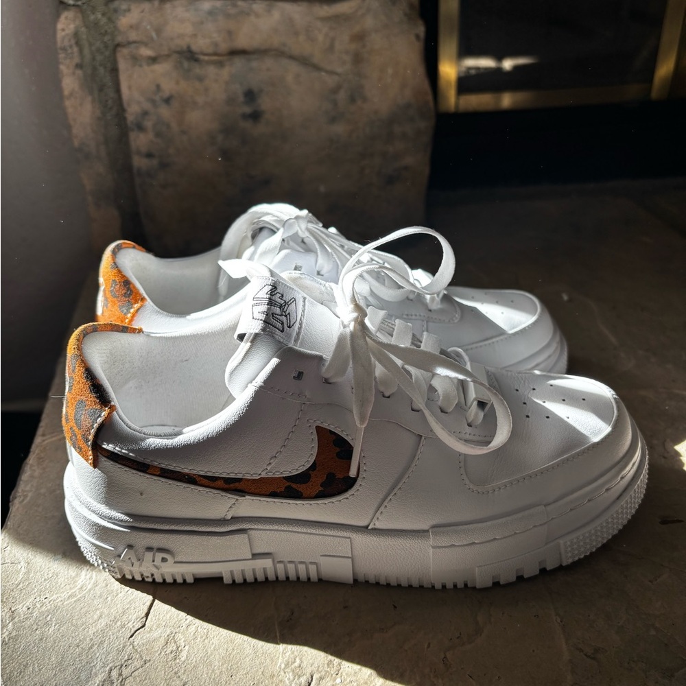 Nike air max pixel